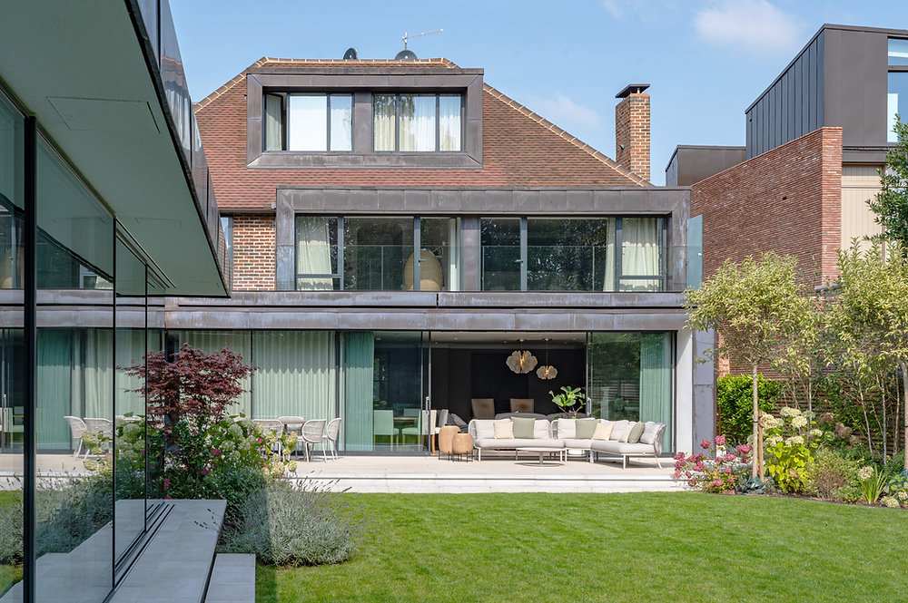 7 Stylish Small Home Extension Ideas for UK Homes in 2025