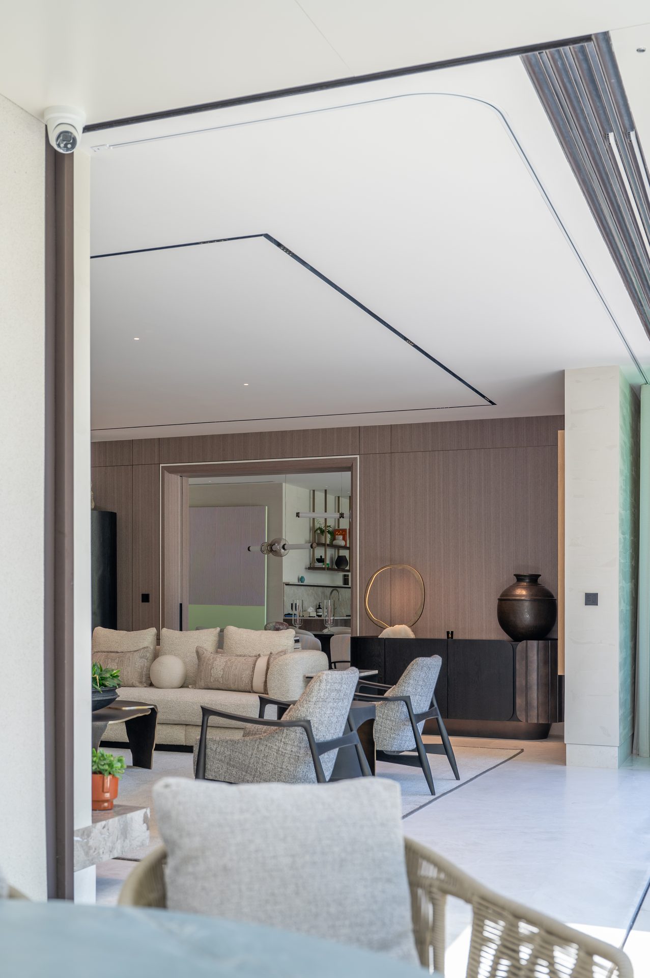 Contemporary Extension in Wimbledon