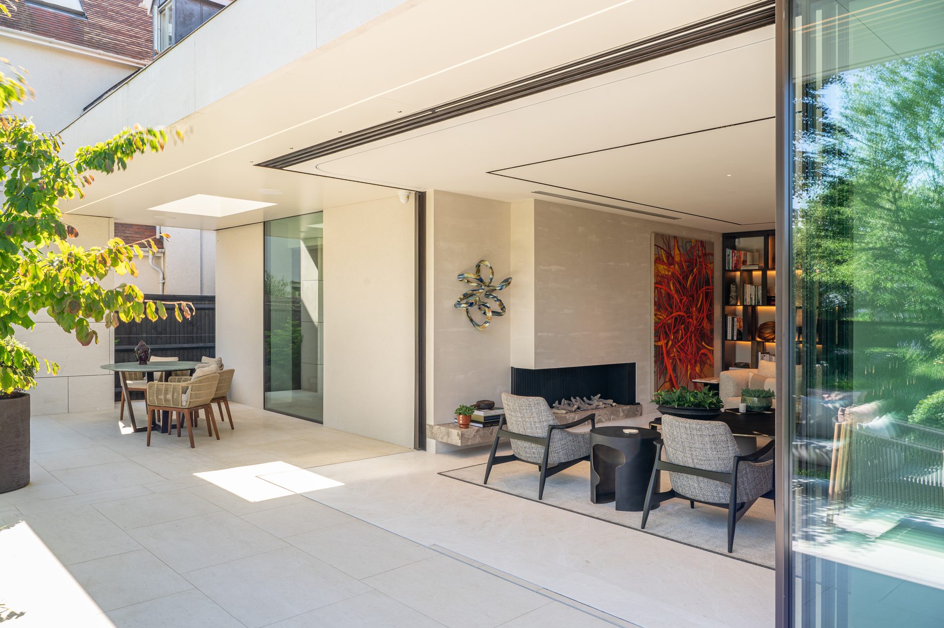 Contemporary Extension in Wimbledon