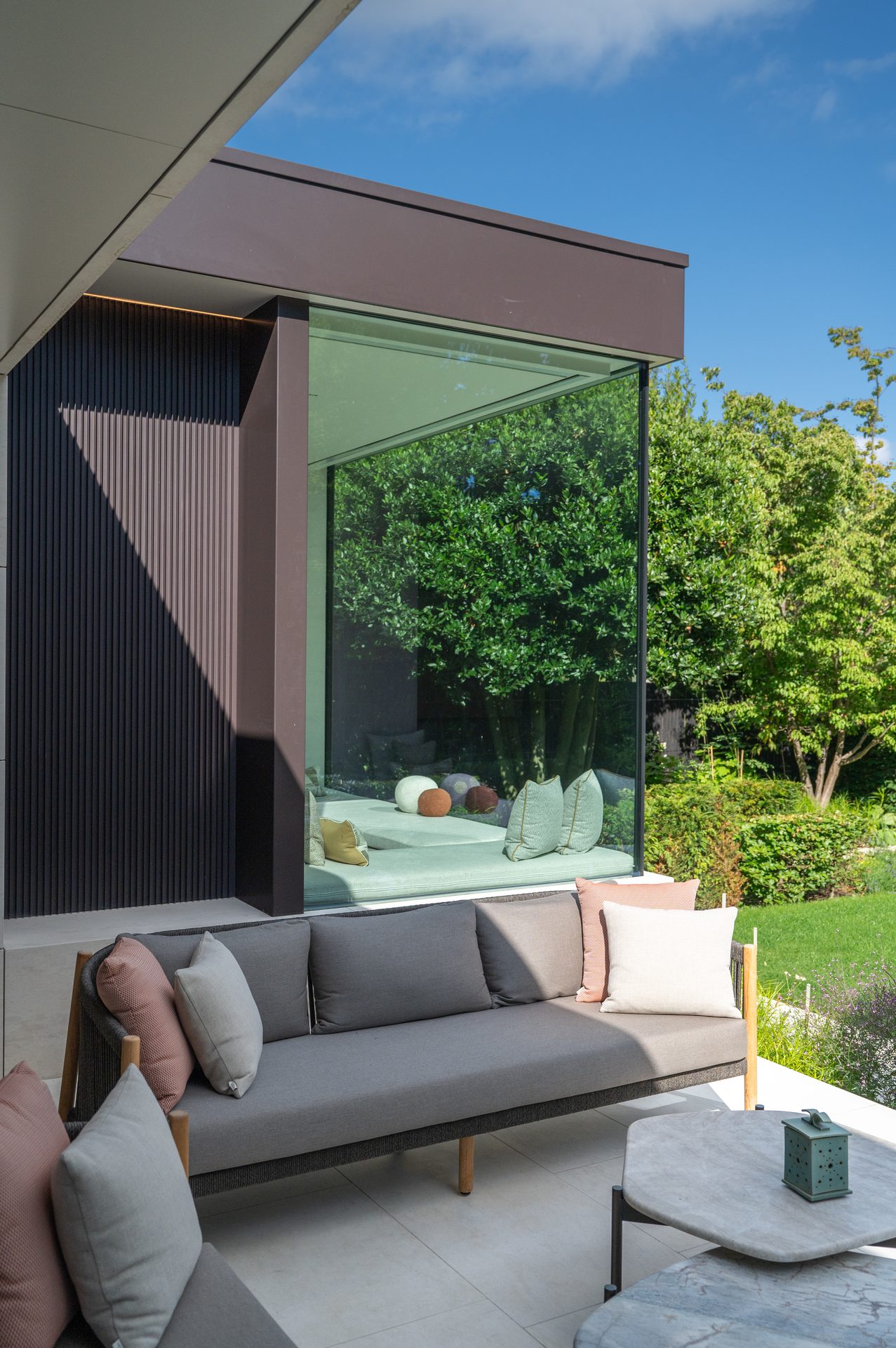 Contemporary Extension in Wimbledon