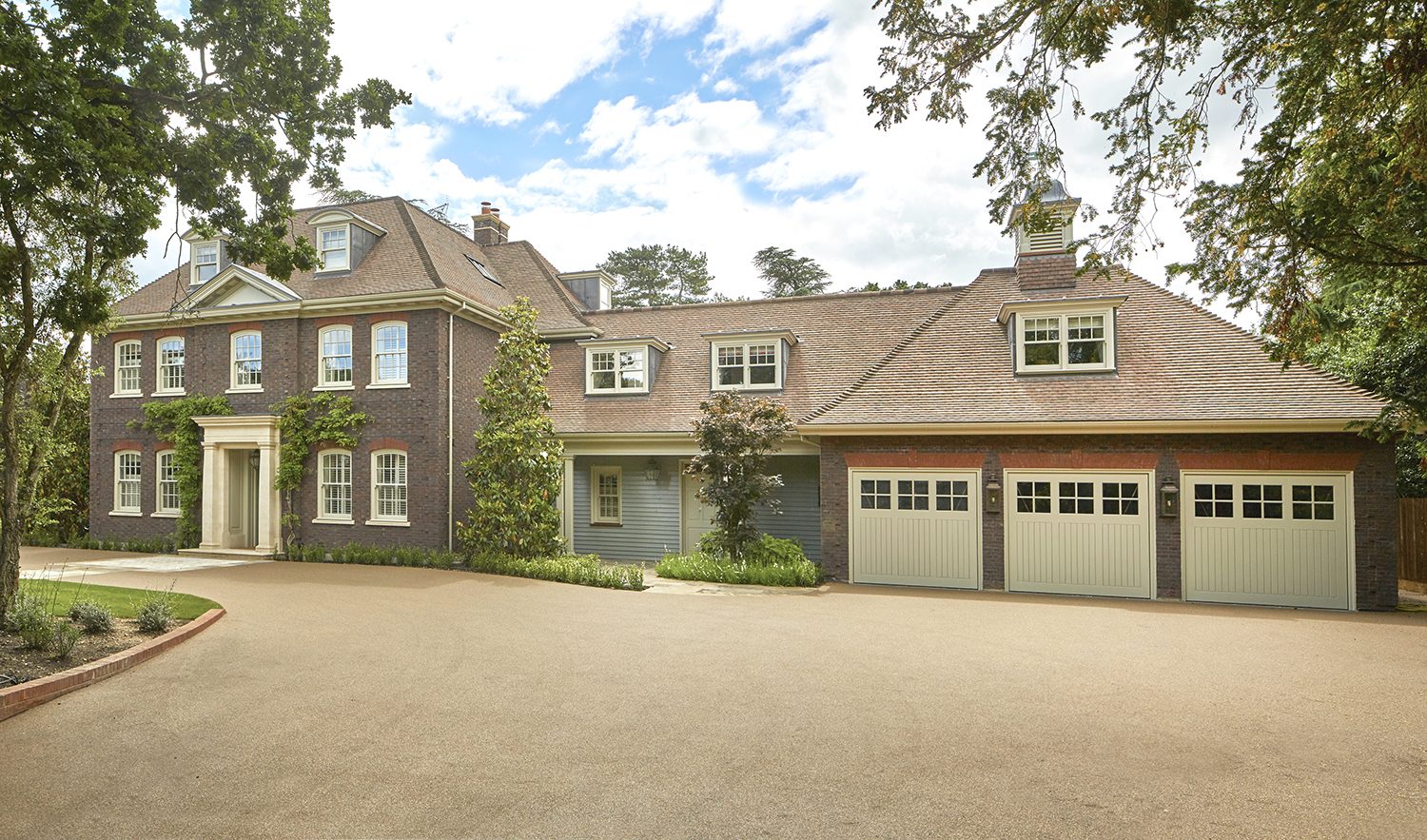 Detached Family Home in Kingston Upon Thames